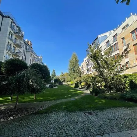 Cozy, Bright Apartment, Garage, Mokotow * Варшава