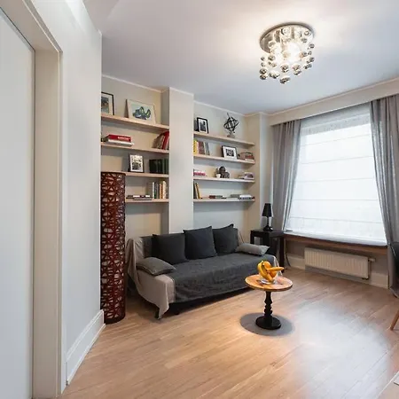 Cozy, Bright Apartment, Garage, Mokotow