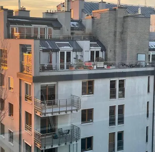 Cozy, Bright Apartment, Garage, Mokotow