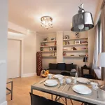 Cozy, Bright Apartment, Garage, Mokotow *