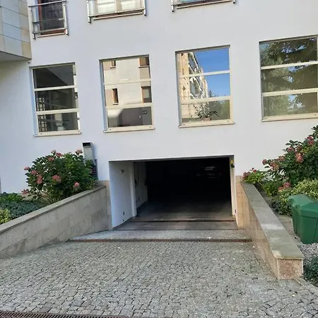 Lägenhet Cozy, Bright Apartment, Garage, Mokotow
